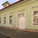 Apartment New 1 - Self Check In, Free Parking Bratislava